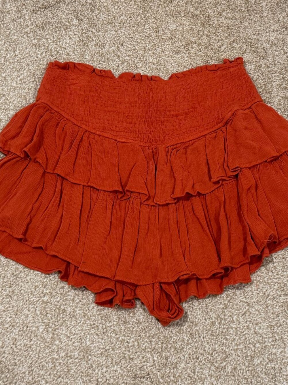 Women's size Small Boutique Mustard Seed Orange Rust Smocked Ruffle Mini Skort